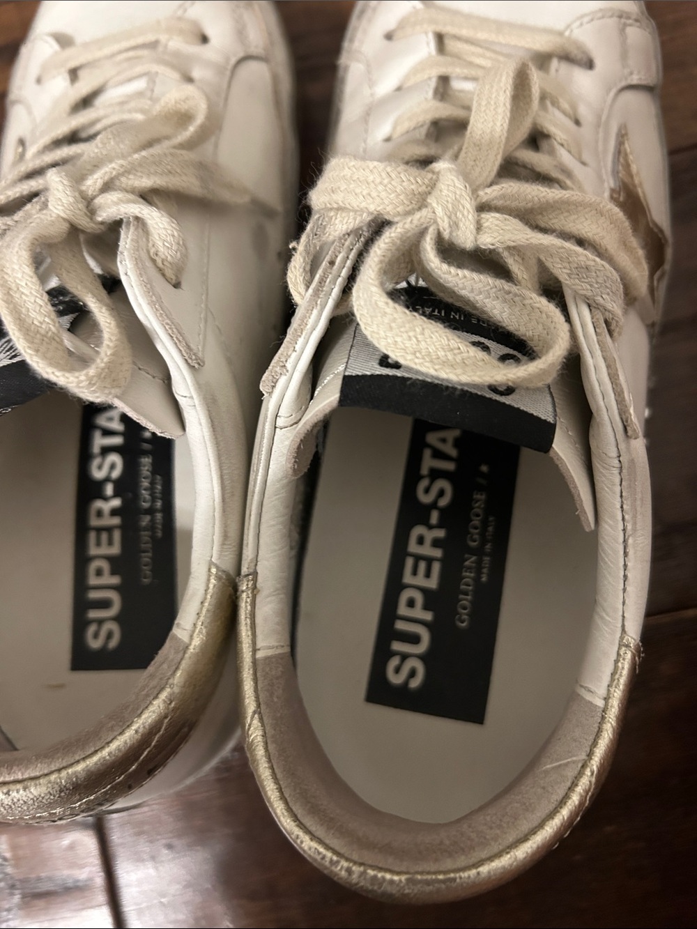 Ladies Authentic Golden Goose Superstar with box and dust bag. - Picture 3 of 8